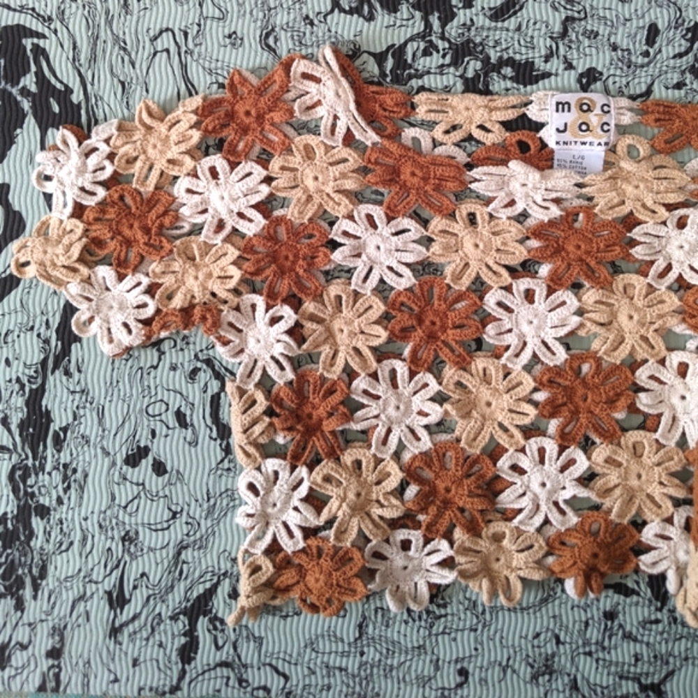 🏵️70s Style Crochet Flower Top🏵️